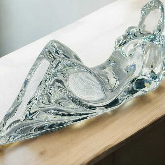 Flawless,Rare Baccarat Crystal   Sensuous “Reclining Woman" - Picture 7 of 9